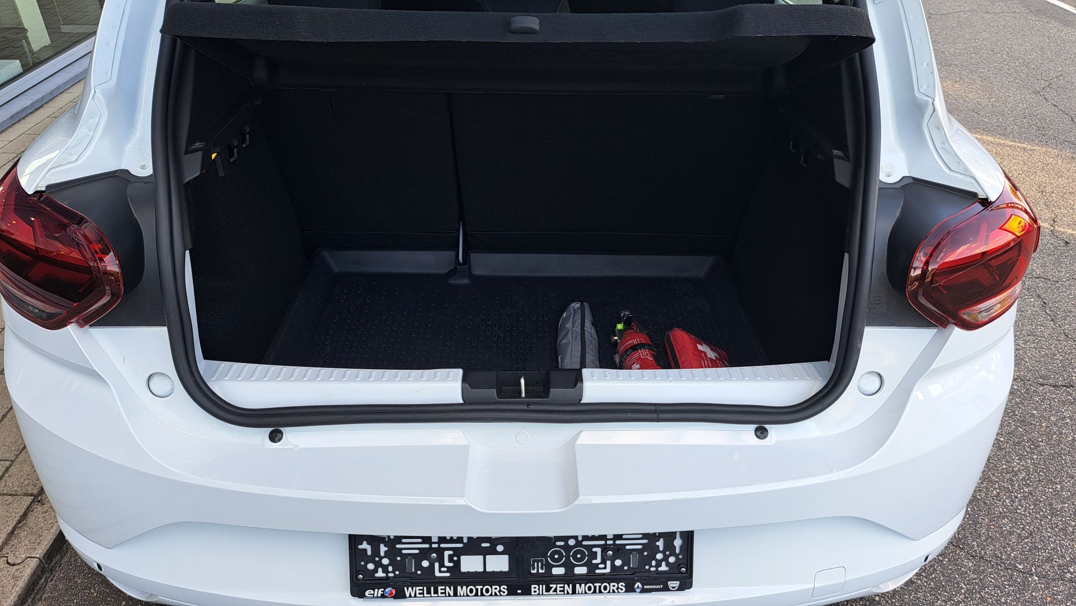 Dacia Sandero TCe 90, airco, camera, sensor V+A, dodehoekw