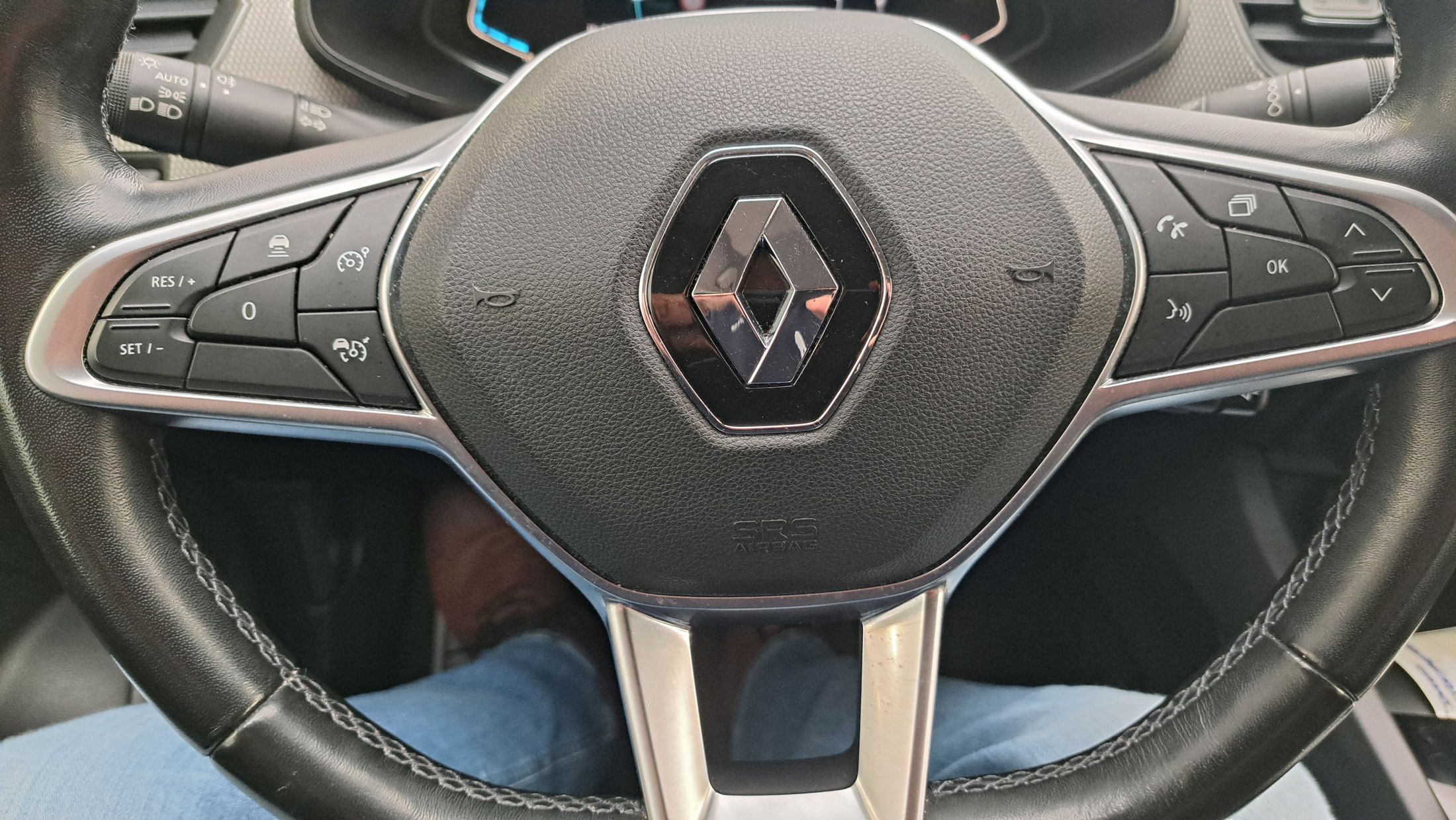 Renault Arkana E-Tech Full Hybrid, GPS, camera, dodehoekwaarschuwing.