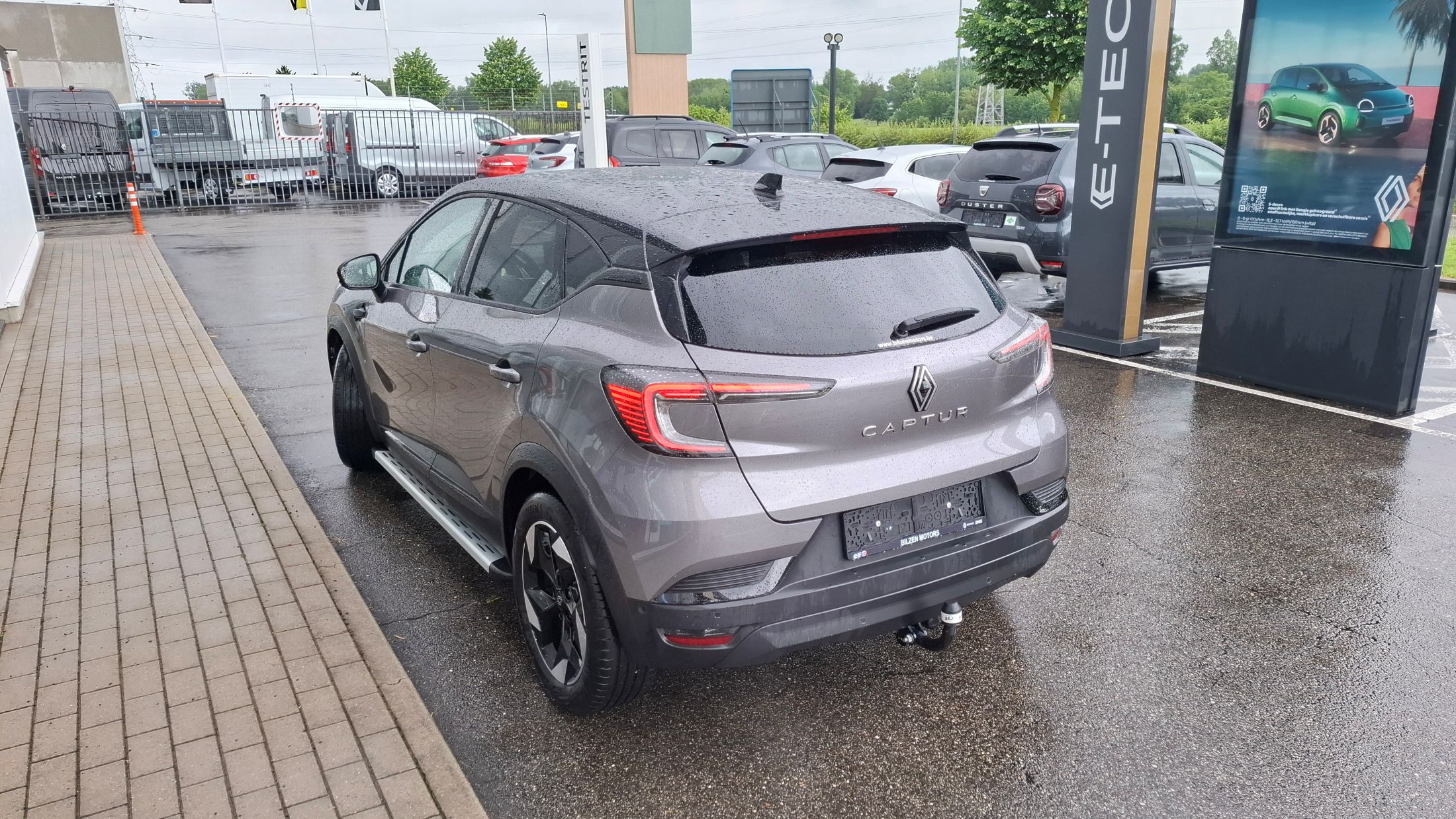 Renault Captur 1332cc/160Pk AUTOMAAT, trekhaak, zetelverwarming.