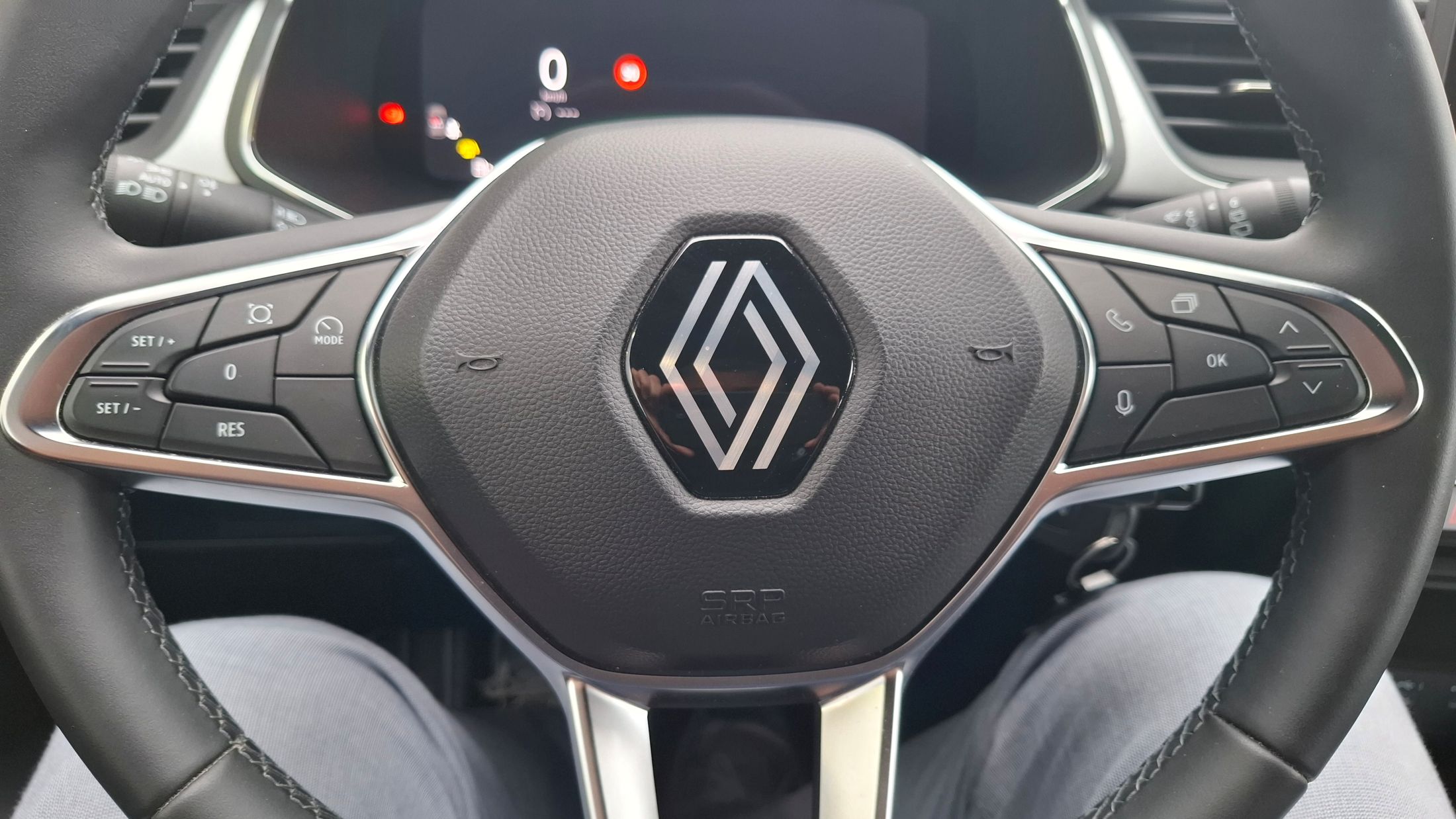 Renault Captur TCe 90, airco, GPS, sensoren V+A, camera