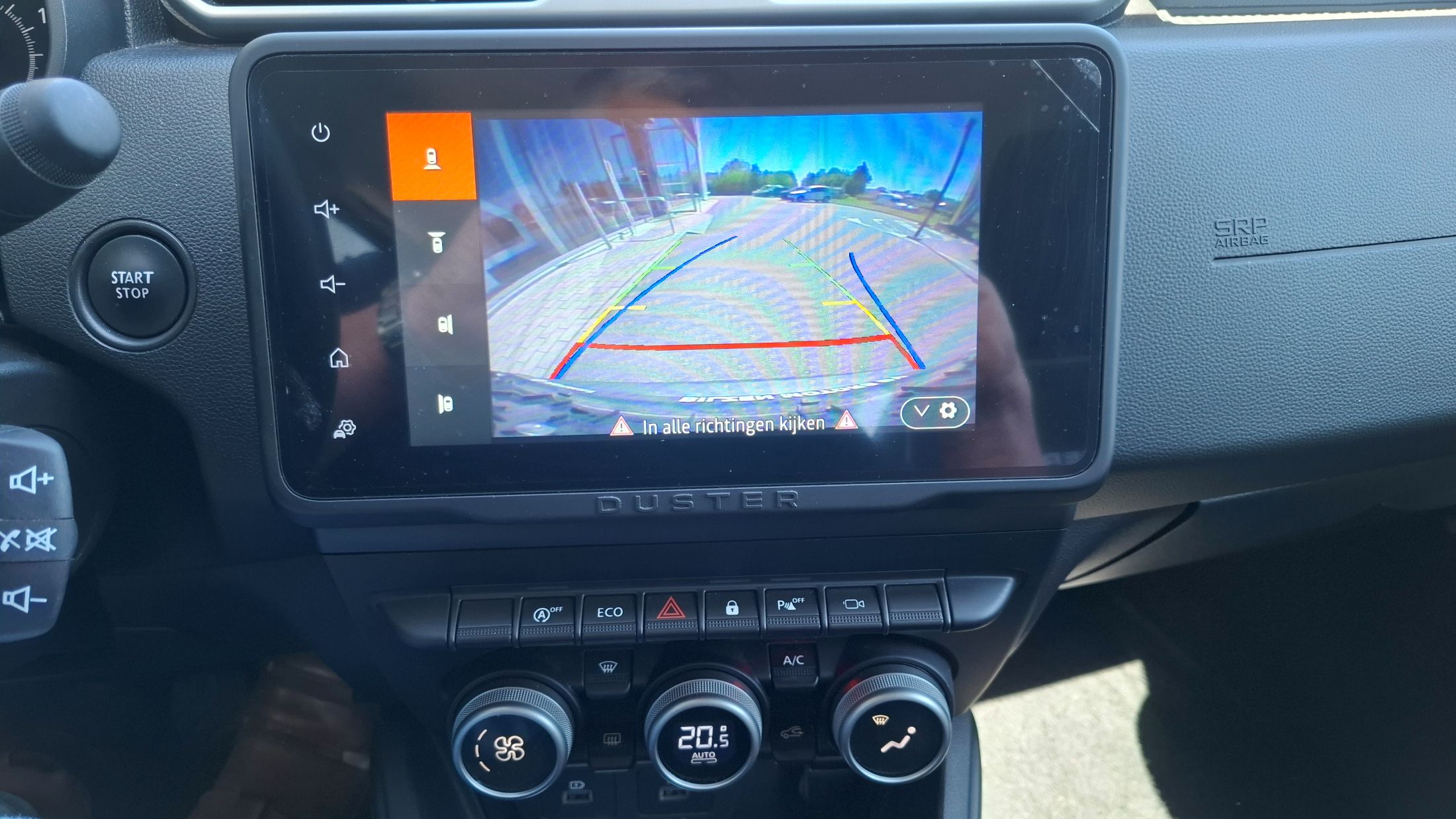 Dacia Duster 1332cc-140Pk, GPS, 360 camera, airco, dodehoekwaarschuwing