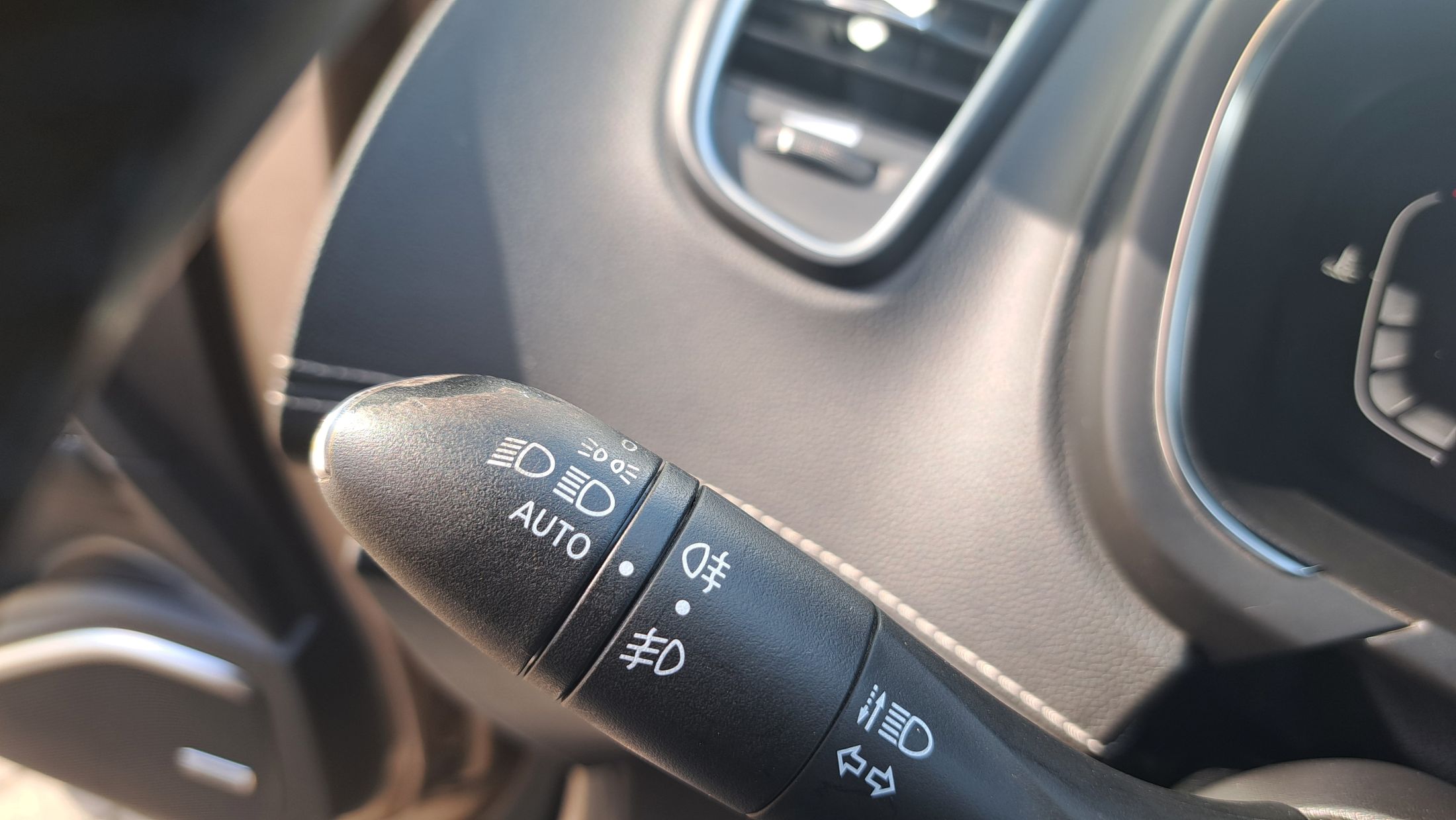 Renault Scenic Bose 1332 cc 140 Pk, wegklapbare trekhaak, dodehoekwaarschuwing, camera