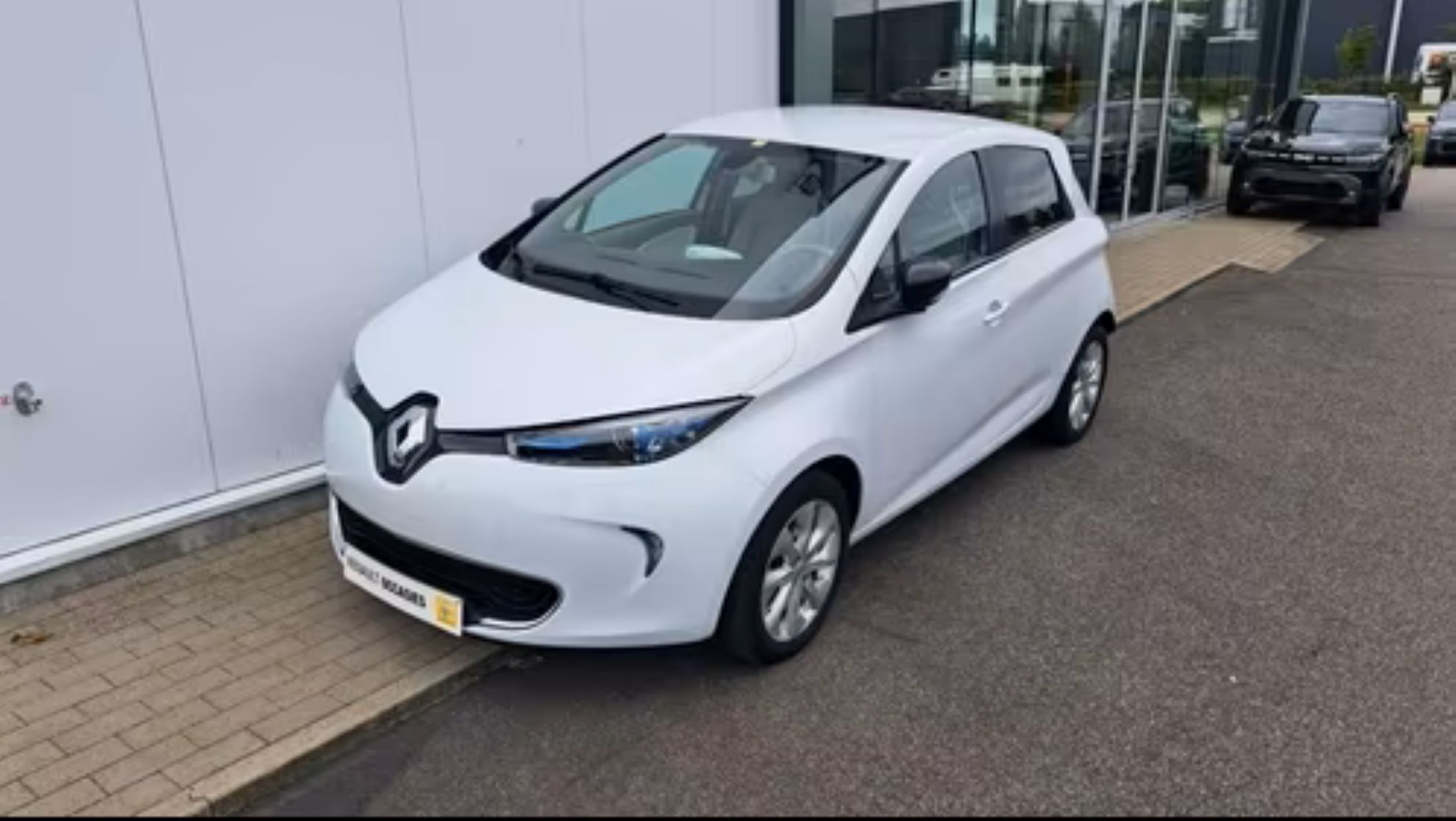 Renault  Zoe 23,3 KWh batterij inbegrepen, airco, GPS, sensoren A