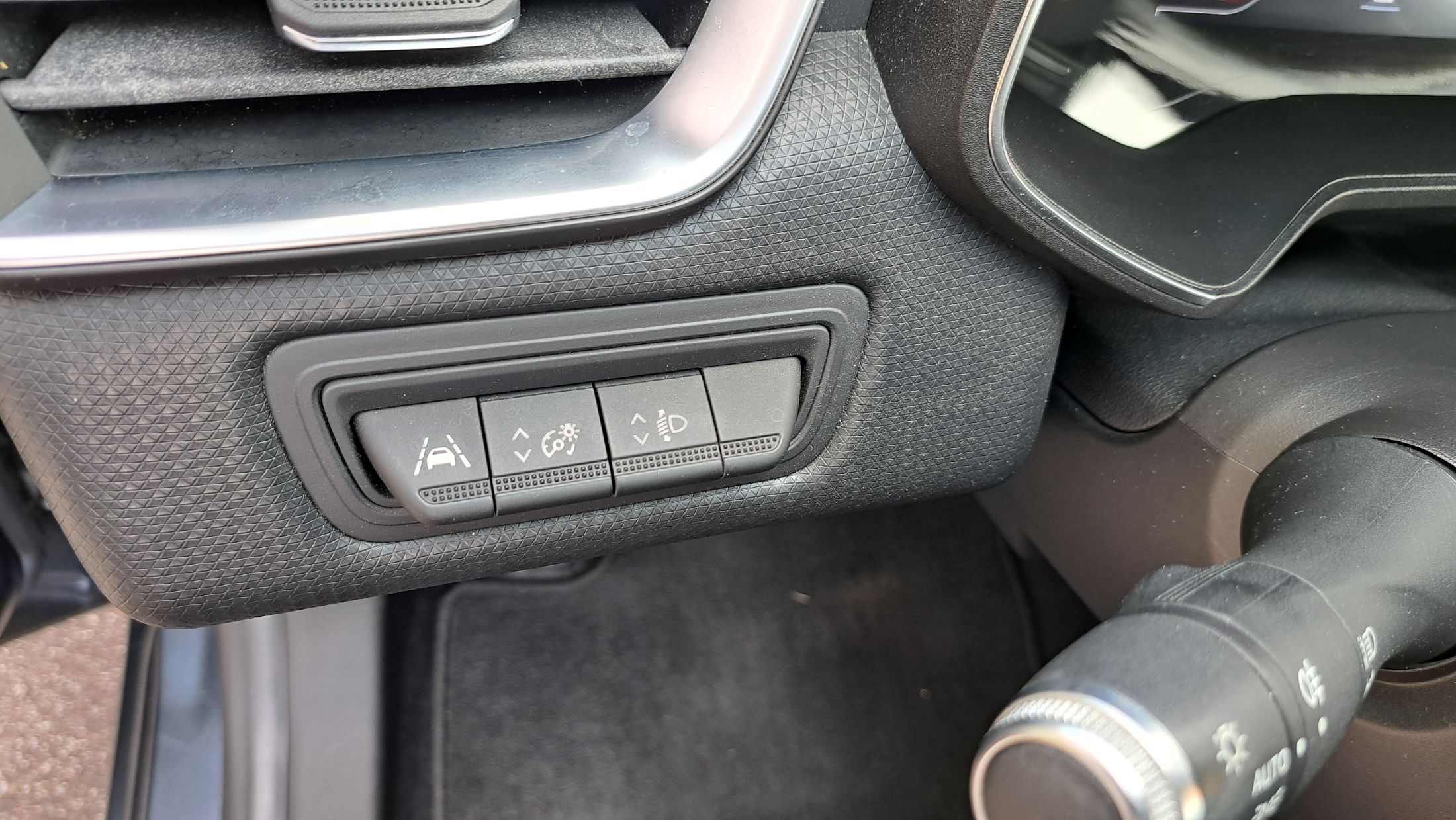 Renault Clio TCe 90 Intens, airco, GPS, camera, sensoren V+A