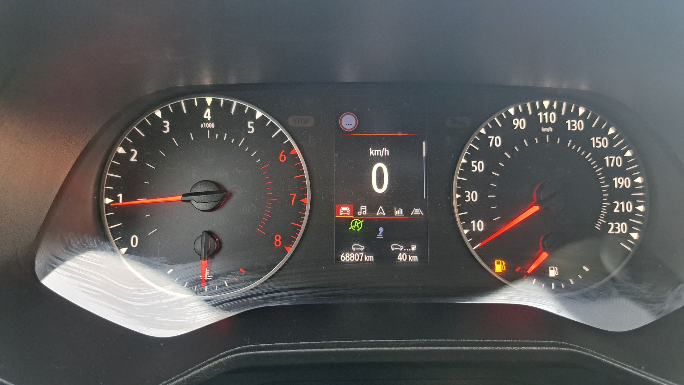 Renault Clio TCe 90 Limited, airco, GPS, licht-&regensensor