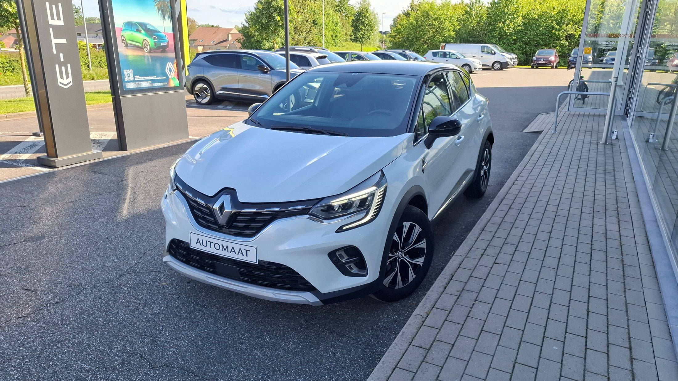 Renault Captur AUTOMAAT 1332cc/140Pk, GPS, camera, sensoren A
