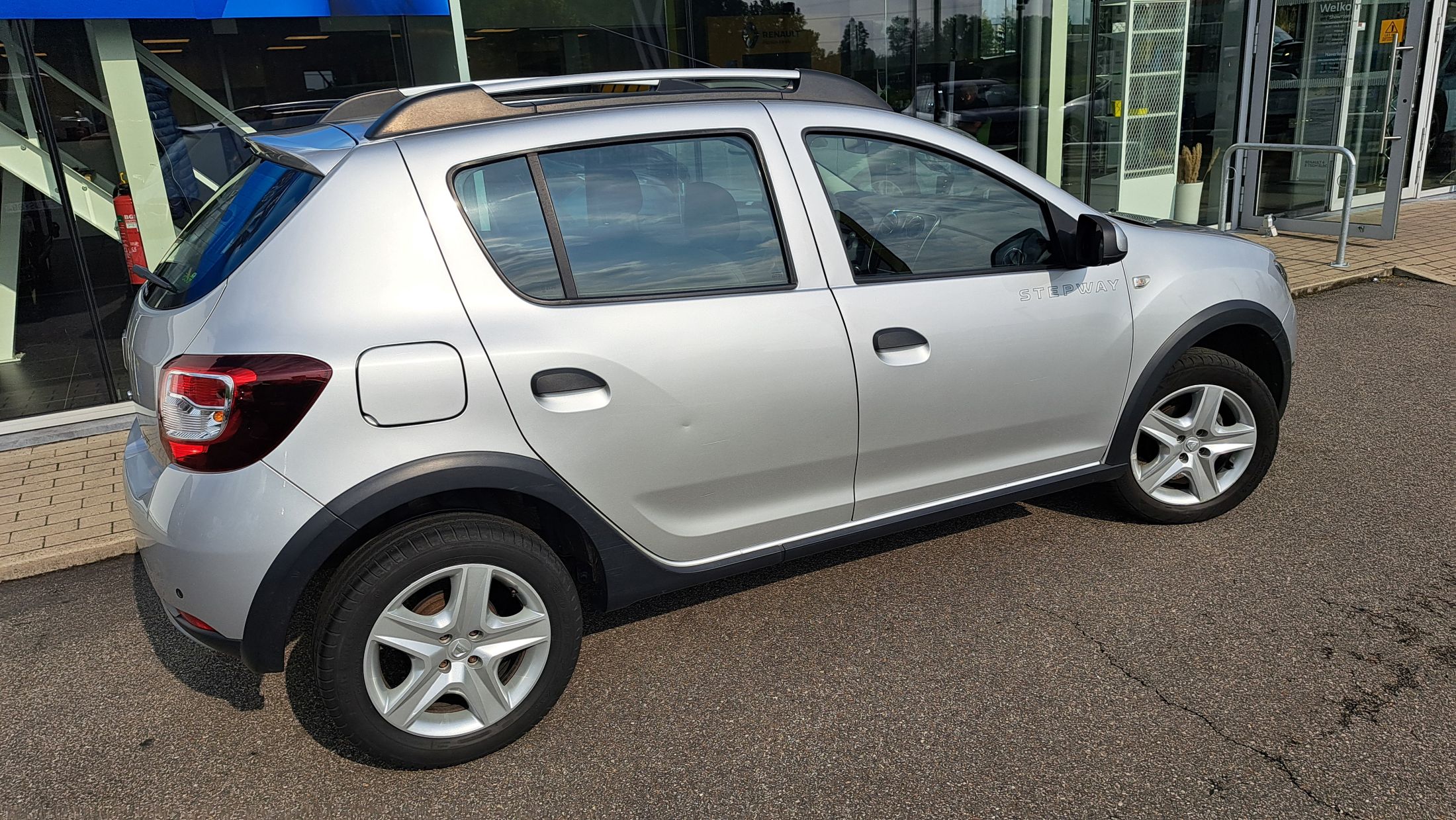 Dacia Stepway TCe 90, airco, GPS, lichte gebruiksschade