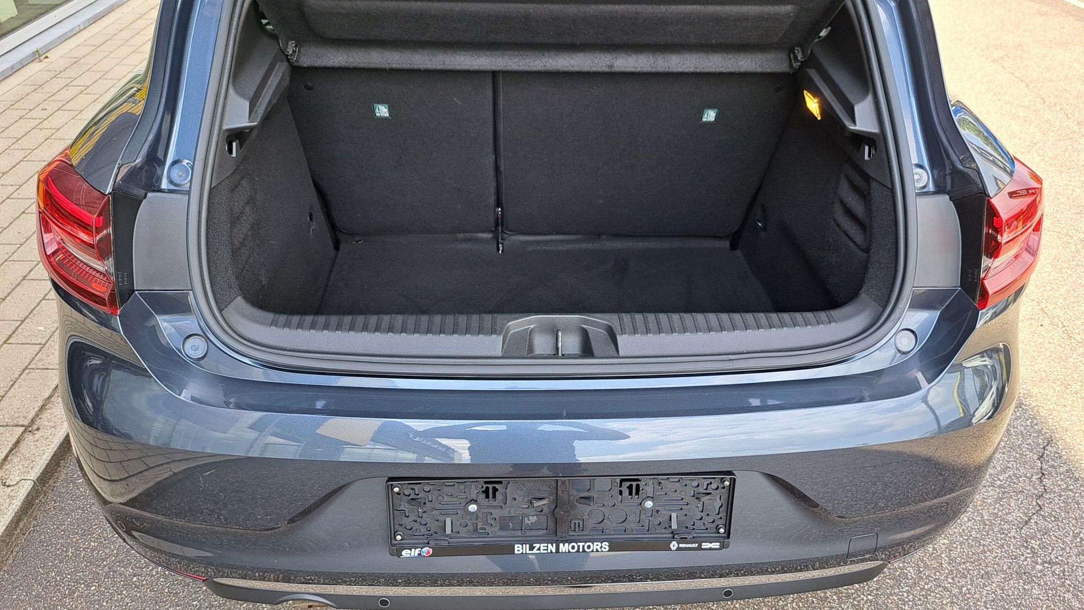 Renault Clio TCe 90 Intens, airco, GPS, camera, sensoren V+A
