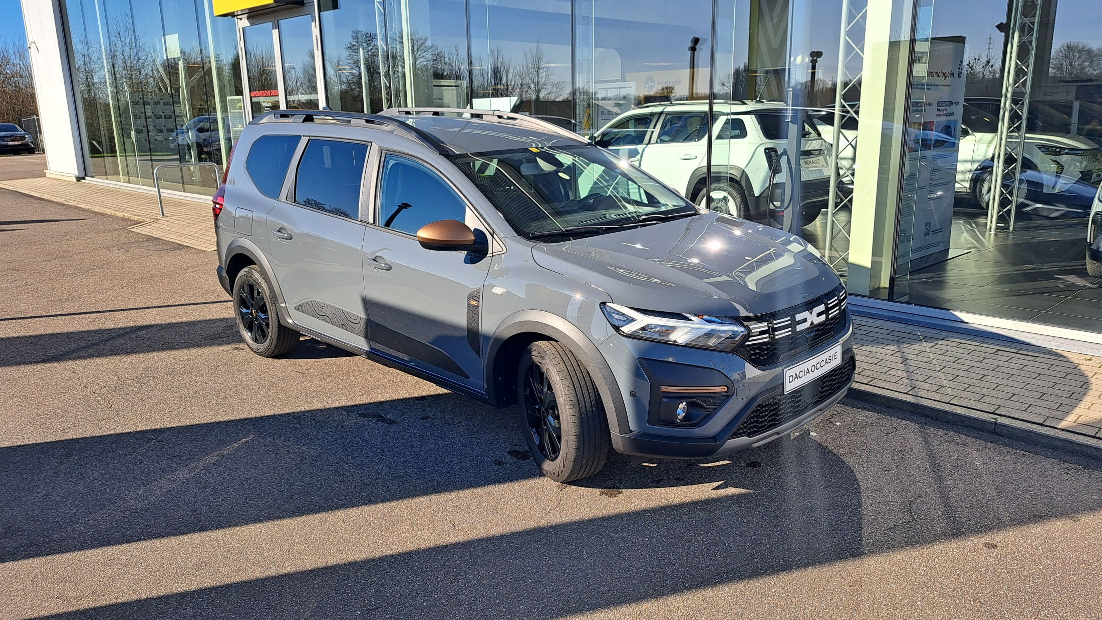 Dacia Jogger Extreme TCe 110Pk, airco, GPS, dodehoekwaarschuwing