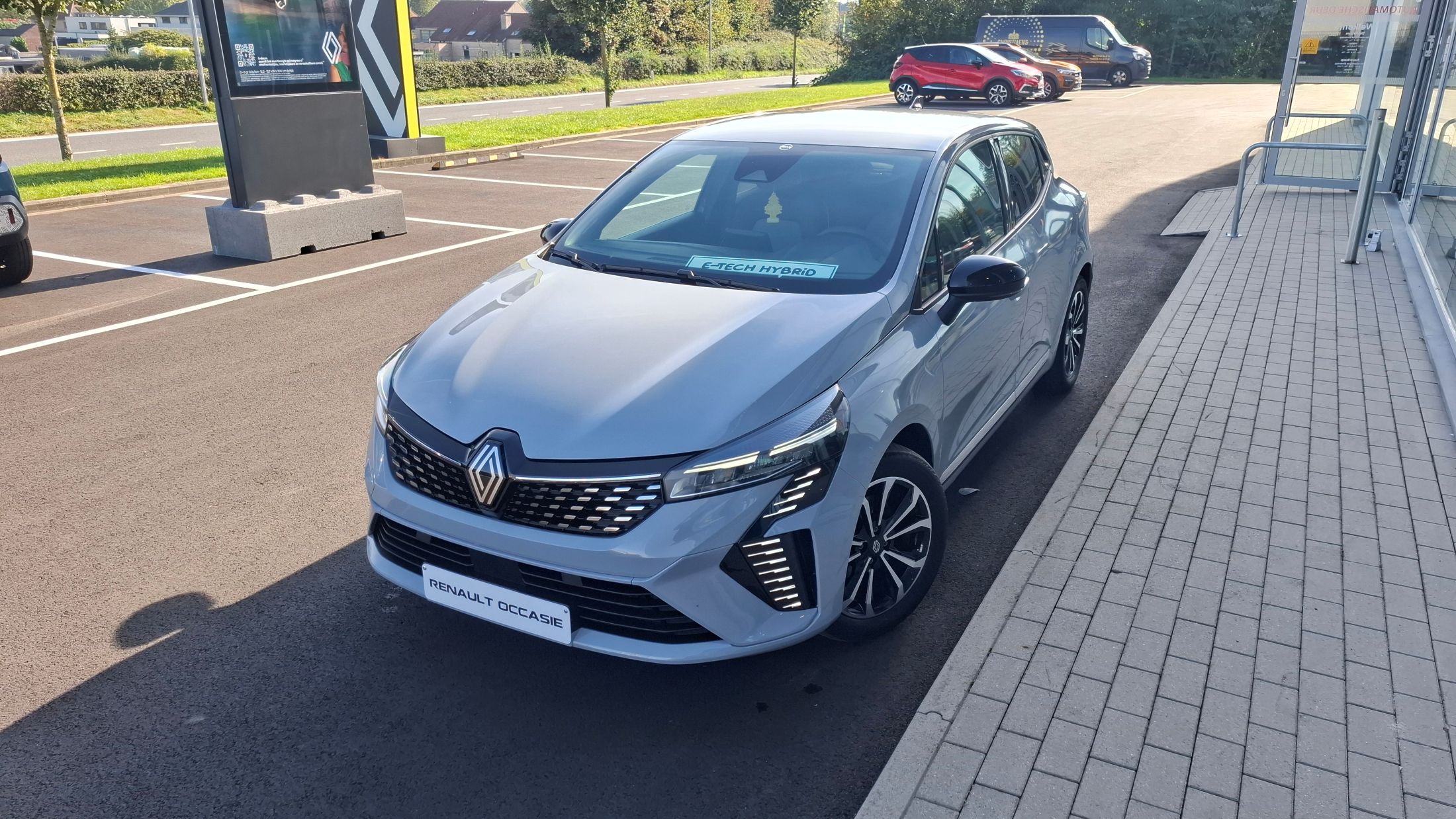 Renault Clio E-Tech FullHybrid, GPS, camera, sensoren A, GARANTIE tot 09-29