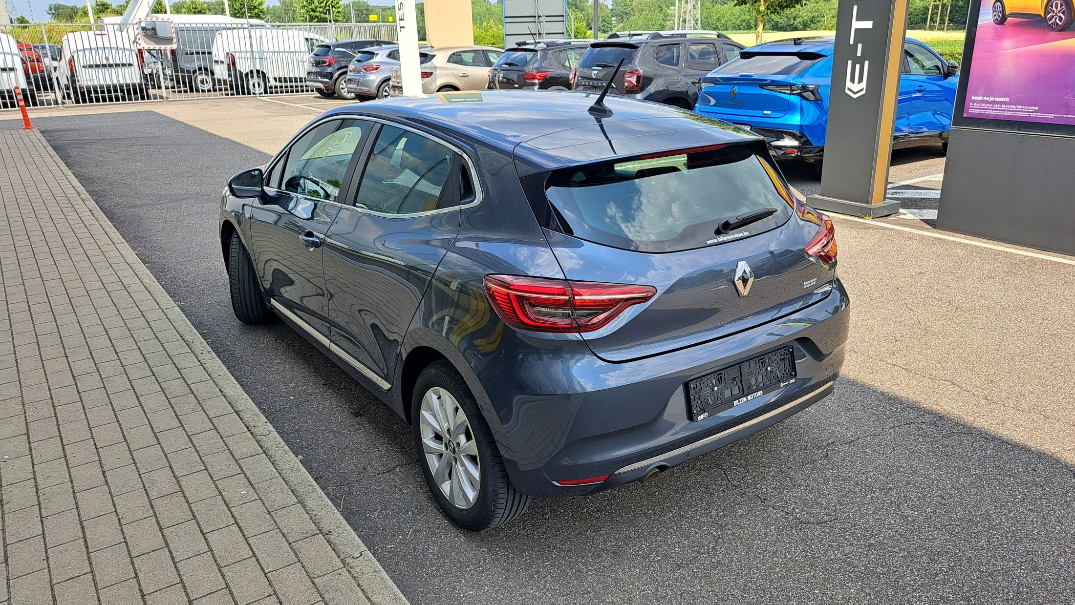 Renault Clio TCe 90 Intens, airco, GPS, camera, sensoren V+A