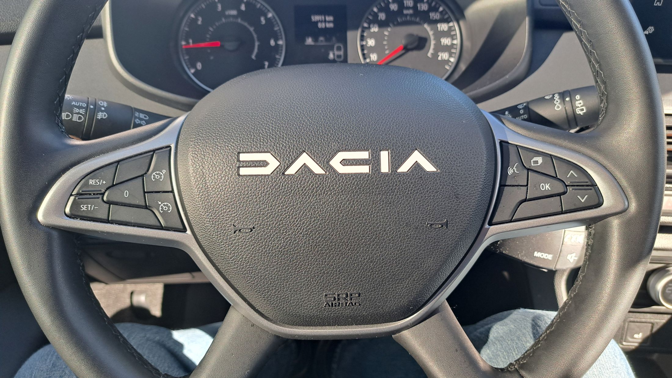 Dacia Jogger Extreme TCe 110Pk, airco, GPS, dodehoekwaarschuwing