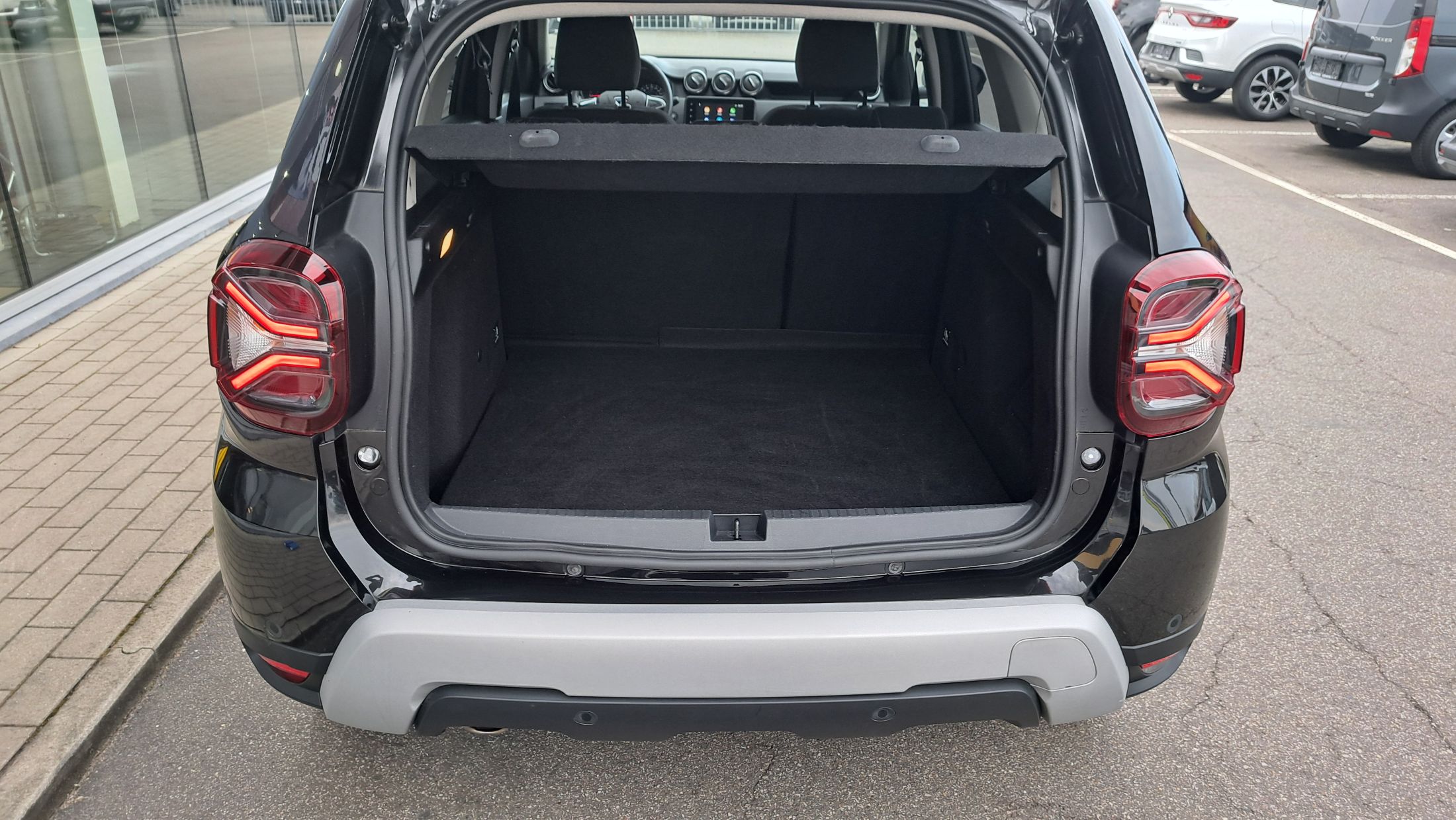 Dacia Duster benzine + LPG 90 Pk, GPS, 360 camera, dodehoekwaarschuwing