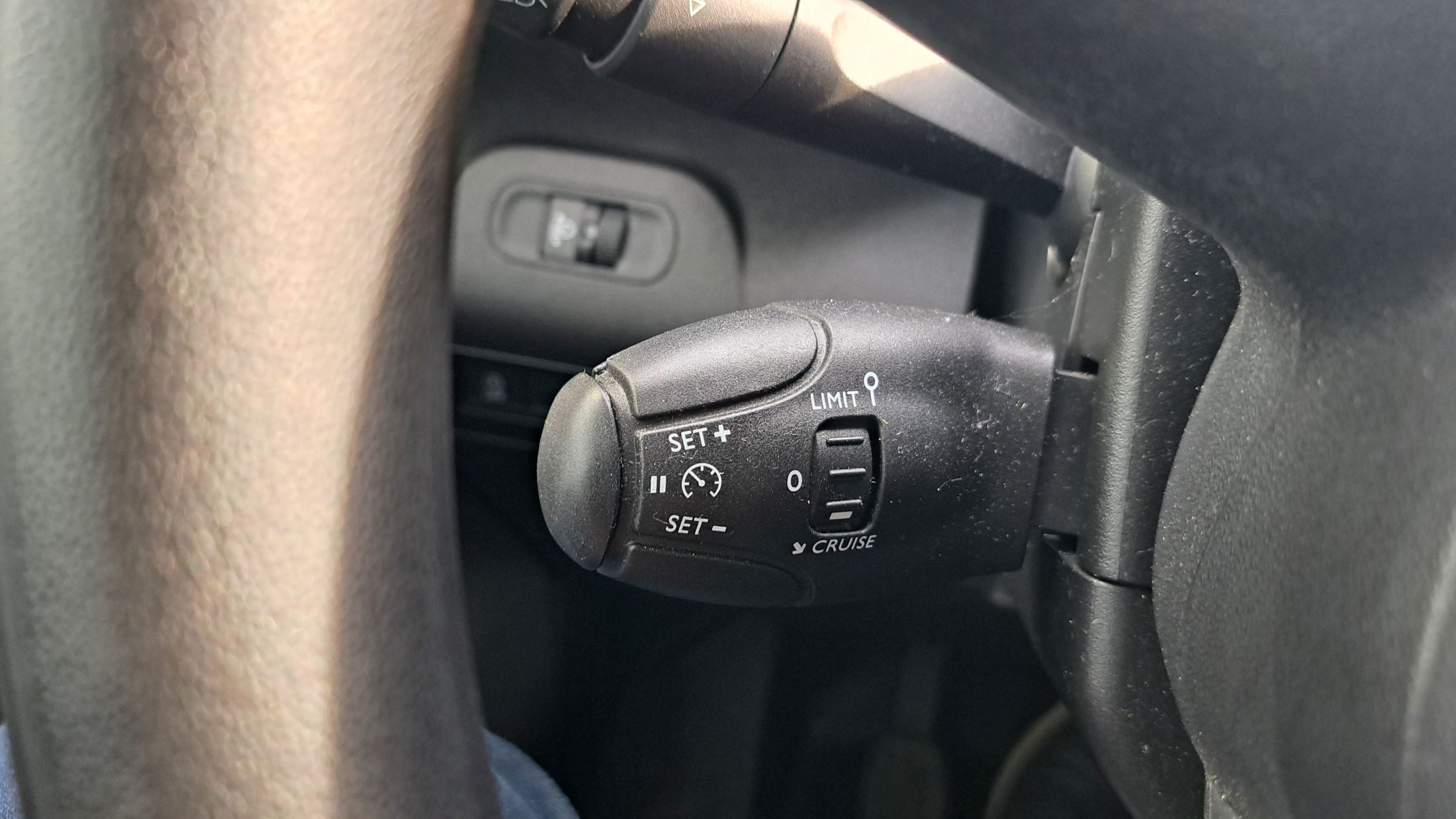 Citroen Berlingo 1500HDi 102Pk, 3 zit, airco, licht&regensor