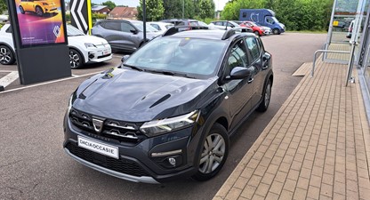 Dacia Stepway TCe 90 benzine/LPG, sensor V+A, GPS, dodehoekwaarschuwing