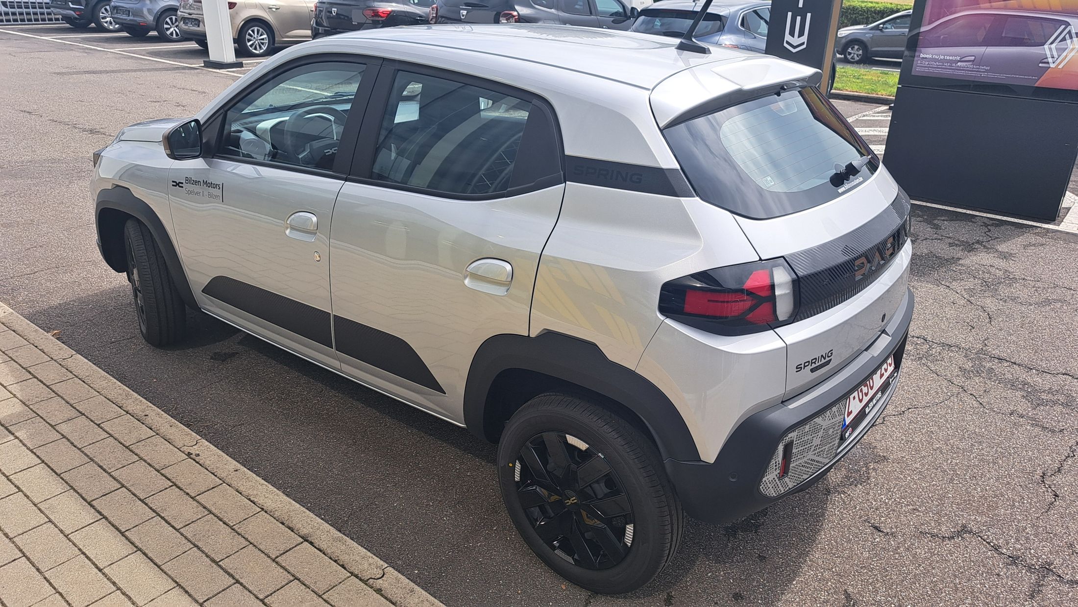 Dacia Spring Extreme 65 Pk, GPS, airco, sensoren A, camera