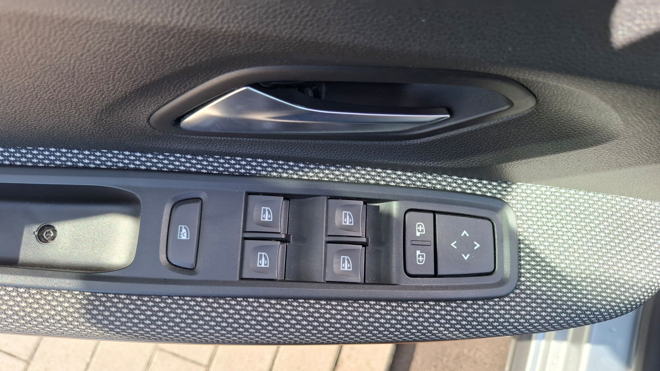 Dacia Stepway 90Pk benz+LPG, airco, GPS, camera, dodehoekwaarschuwing.