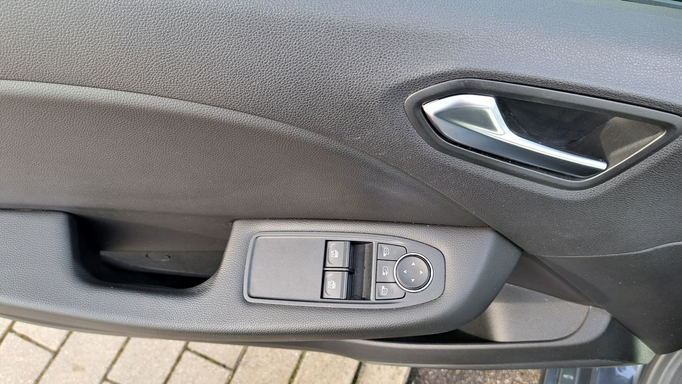 Renault Clio TCe 101 Pk, airco, apple & andriod, sensor A