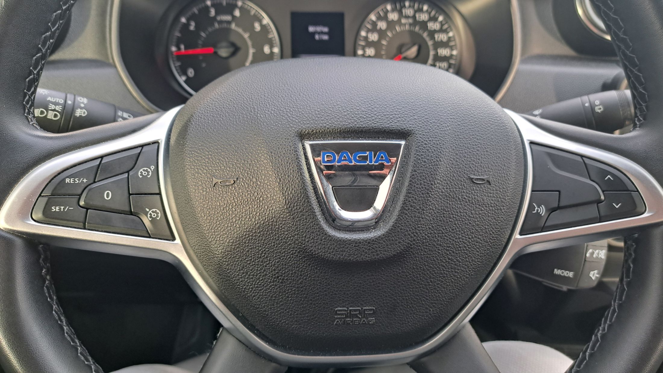 Dacia Duster TCe 90, benzine/LPG, 360camera, dodehoekwaarschaarschuwing