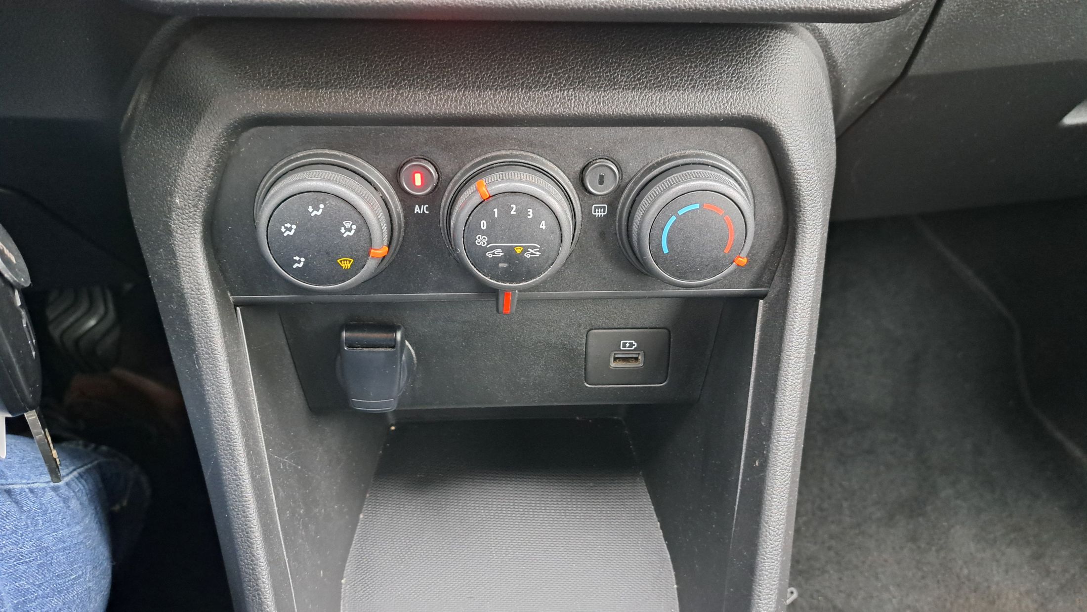 Dacia Sandero Stepway TCe 90, GPS, camera, dodehoekwaarschuwing