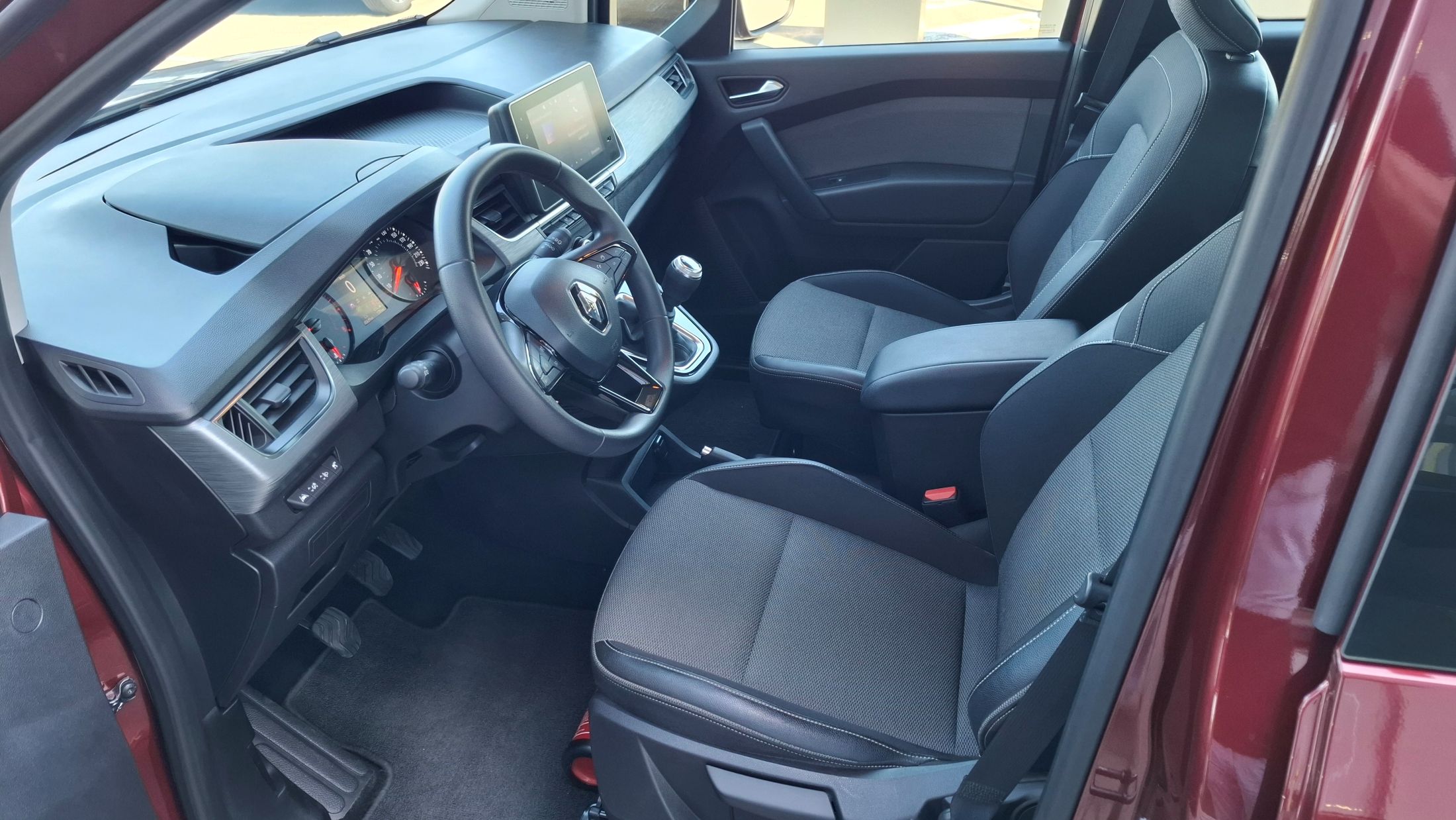 Renault Kangoo 1332cc/102Pk, airco, camera, schuifdeur L+R