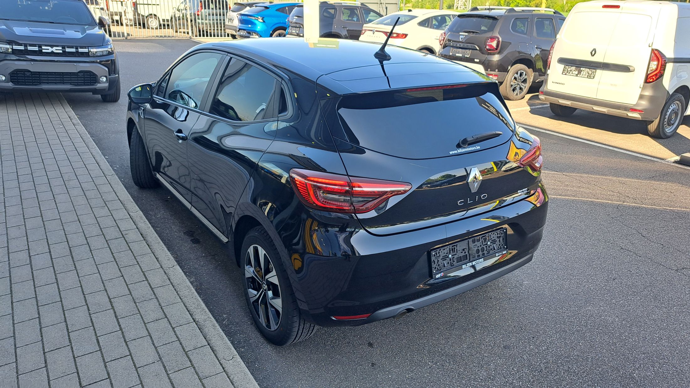 Renault Clio TCe 90 Limited, airco, GPS, licht-&regensensor