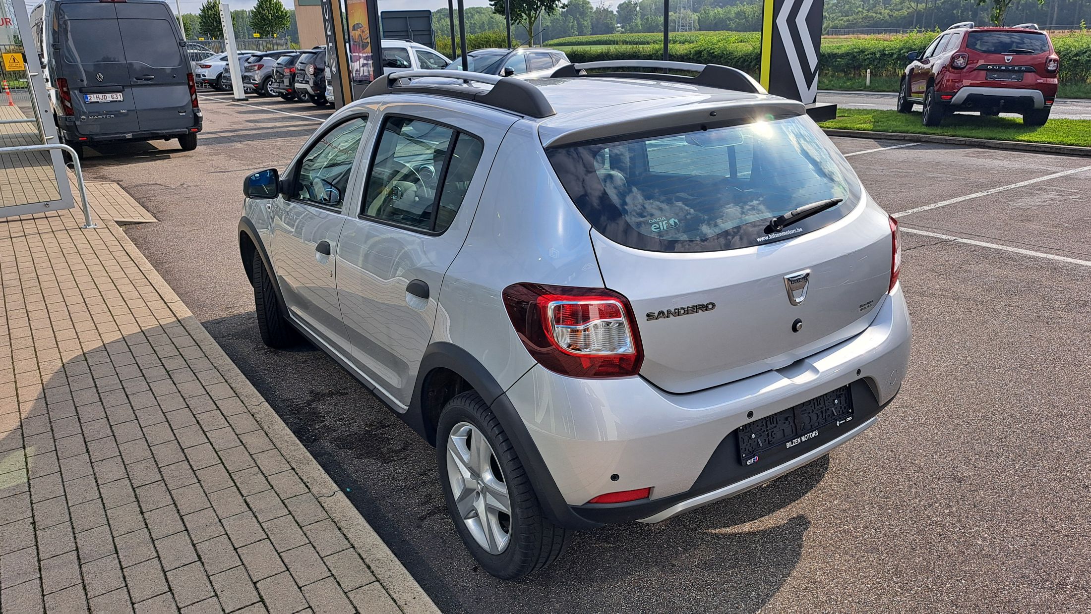 Dacia Stepway TCe 90, airco, GPS, lichte gebruiksschade