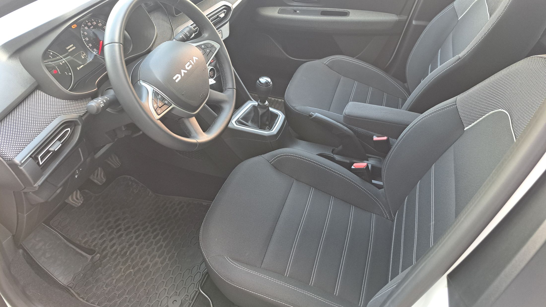 Dacia Sandero TCe 90, airco, camera, sensor V+A, dodehoekw