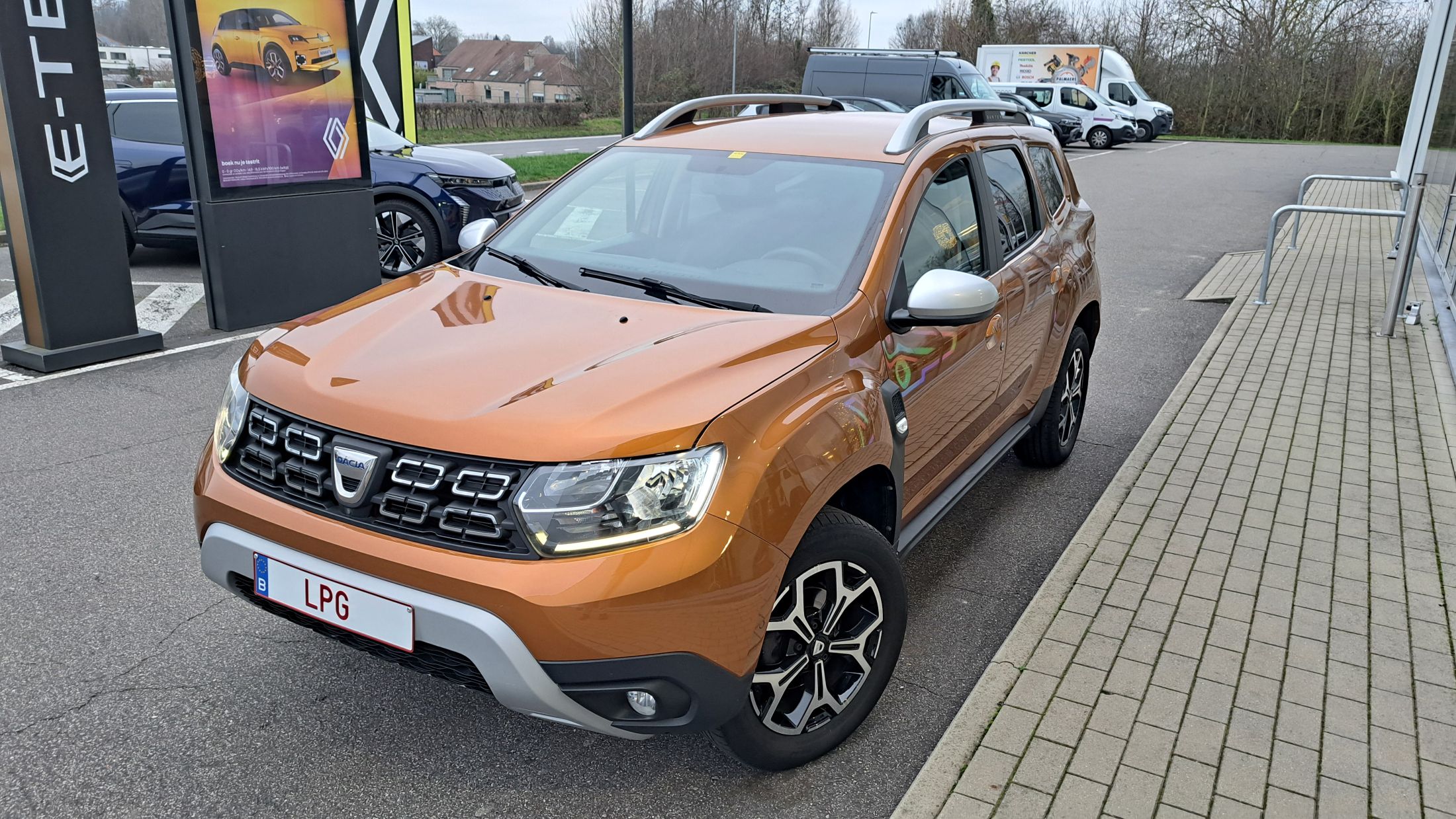 Dacia Duster TCe90, benzine/LPG, 360camera, dodehoekwaarschuwing, trekhaak
